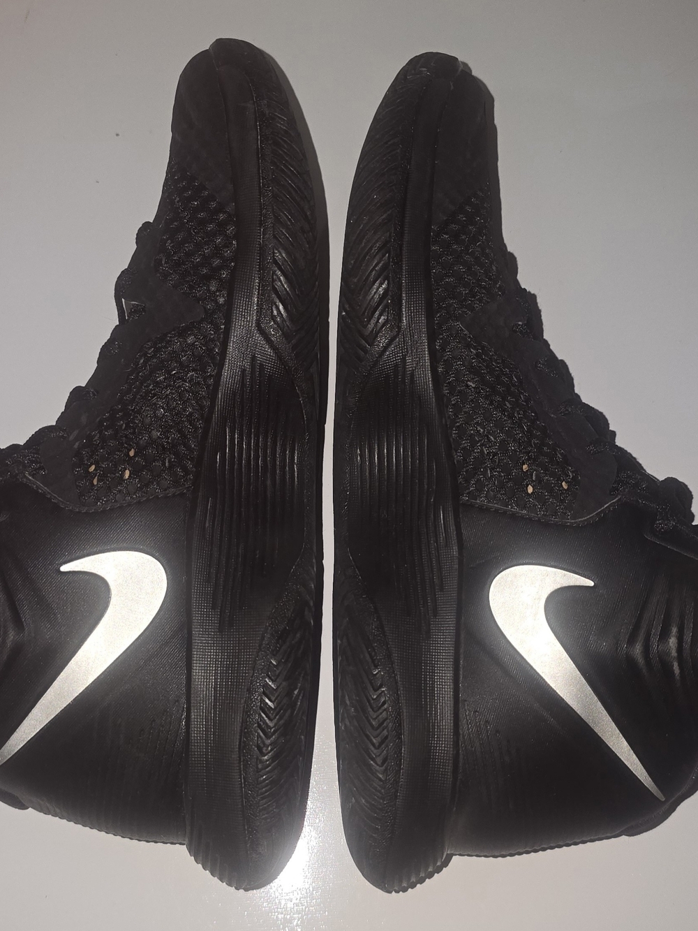 Nike Zoom Hyperfuse Mid Blackout Basketball Shoes/Sneakers Men's sz8